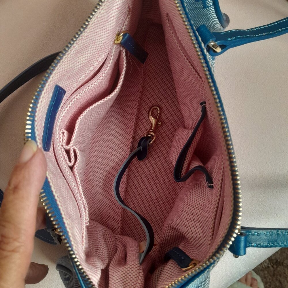 Dooney & Bourke Signature Canvas DB Monogram Small Barrel Shoulder Bag Blue - Picture 3 of 10